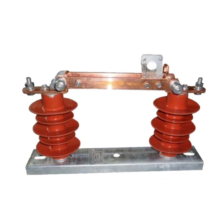 高压隔离开关